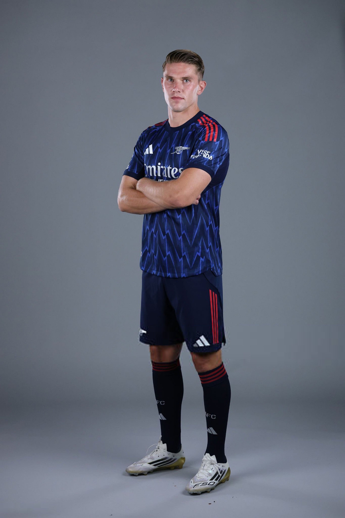 爱游戏体育-阿森纳前途光明！，萨拉赫新星最后时刻胜出表现突出引发球迷热议的简单介绍